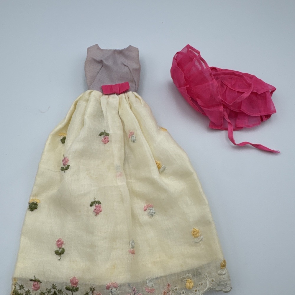 Vintage 1966–67 Barbie Mattel Francie Outfit #1260 First Formal